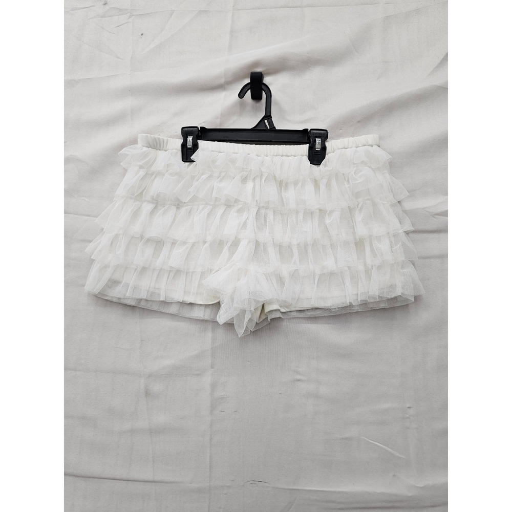 Wild Fable Womens Tiered Ruffle Mesh Shorts Cream Nylon Casual Size Medium